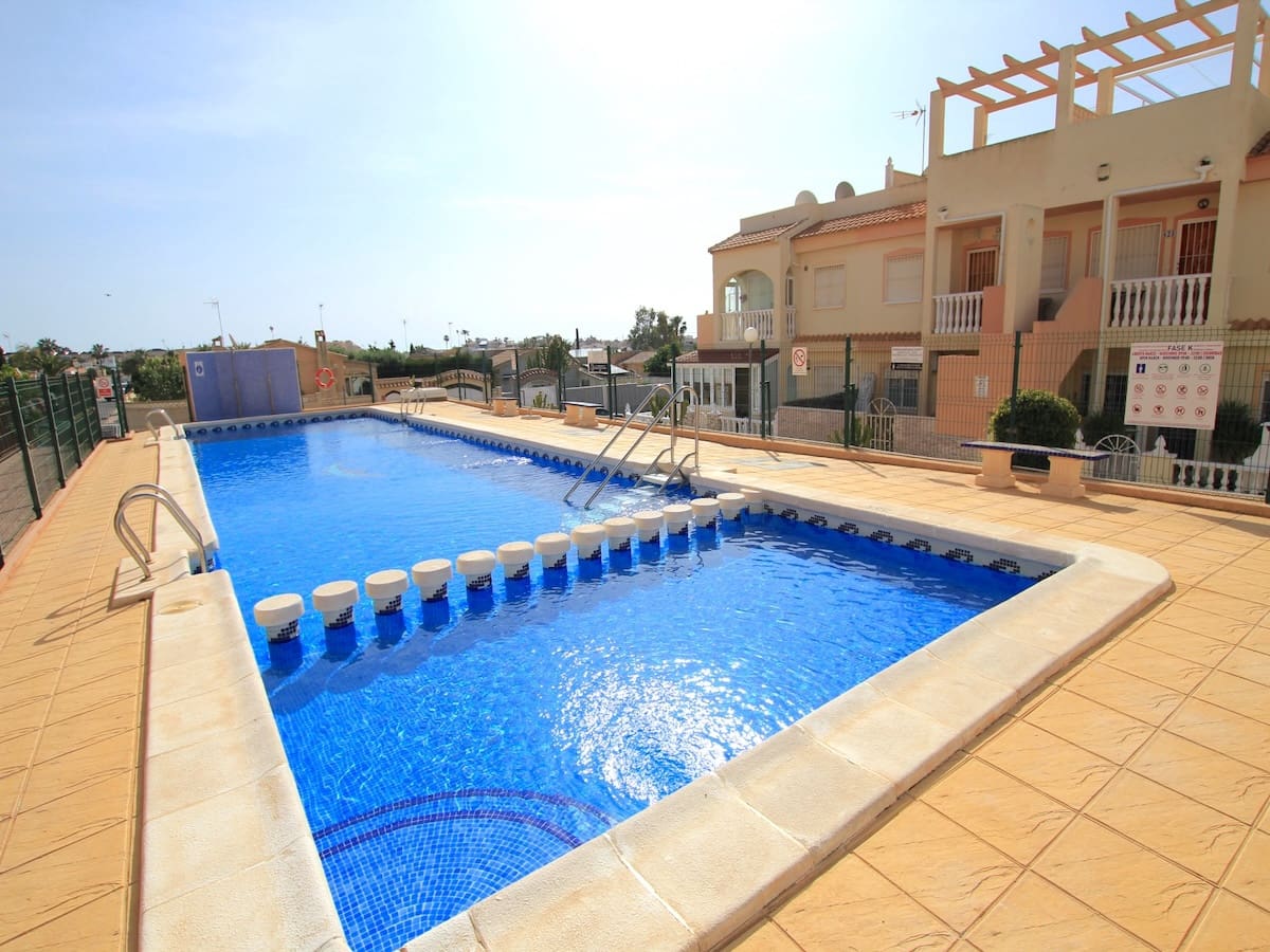 2 sypialnia Apartament na sprzedaż w Orihuela Costa z basenem - 129 500 € (Ref: 9836763)