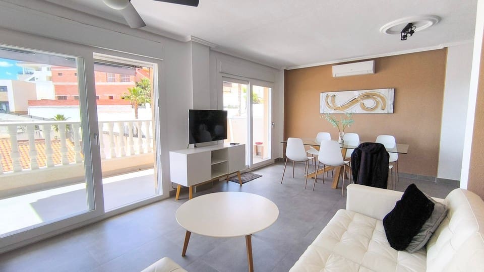 3 makuuhuone Huoneisto myytävänä paikassa Ciudad Quesada mukana uima-altaan - 205 000 € (Ref: 9838280)
