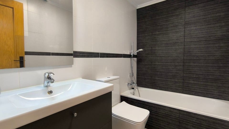 3 makuuhuone Huoneisto myytävänä paikassa Ciudad Quesada mukana uima-altaan - 205 000 € (Ref: 9838280)