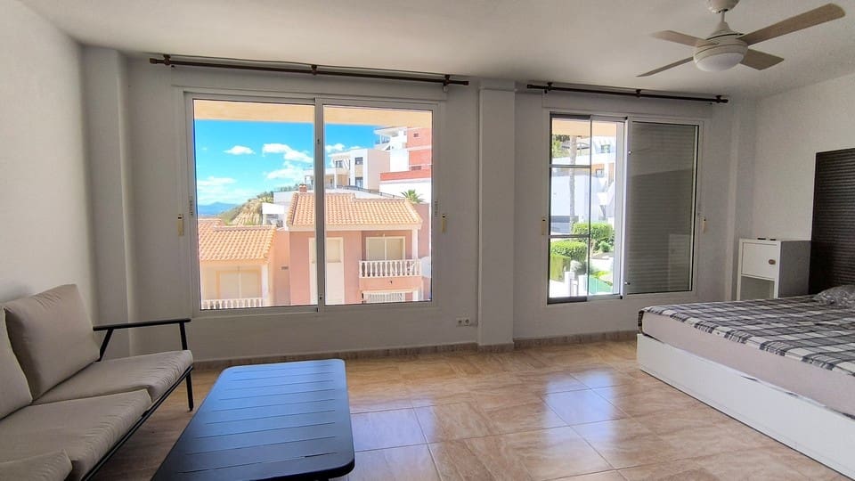 3 makuuhuone Huoneisto myytävänä paikassa Ciudad Quesada mukana uima-altaan - 205 000 € (Ref: 9838280)