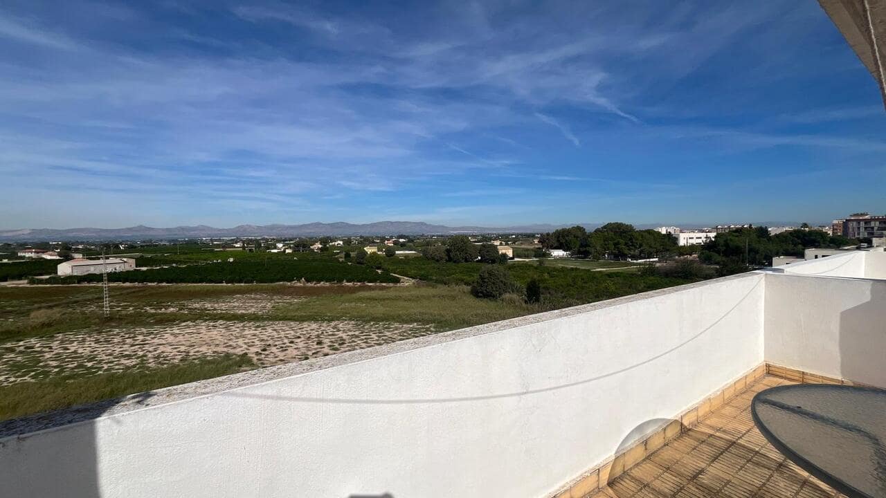 2 bedroom Apartment for sale in Almoradi with pool - € 119,995 (Ref: 9838565)