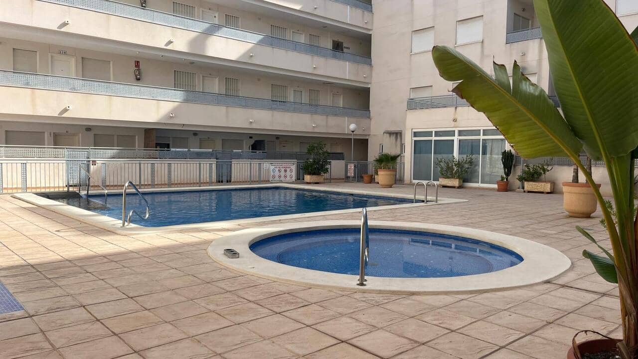 2 bedroom Apartment for sale in Almoradi with pool - € 105,000 (Ref: 9838566)