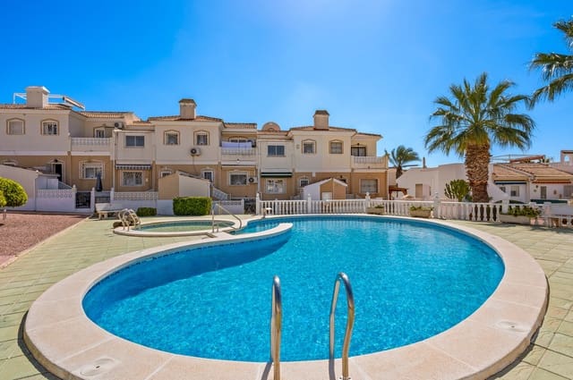 3 slaapkamer Halfvrijstaande villa te koop in Benijófar met zwembad - € 229.000 (Ref: 9841156)