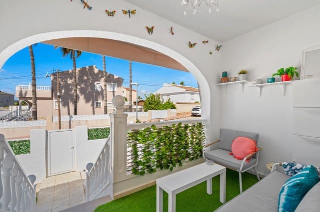 3 slaapkamer Halfvrijstaande villa te koop in Benijófar met zwembad - € 229.000 (Ref: 9841156)