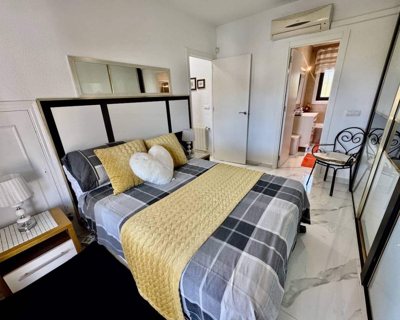 5 Zimmer Villa zu verkaufen in Algorfa mit Pool Garage - 685.000 € (Ref: 9844407)