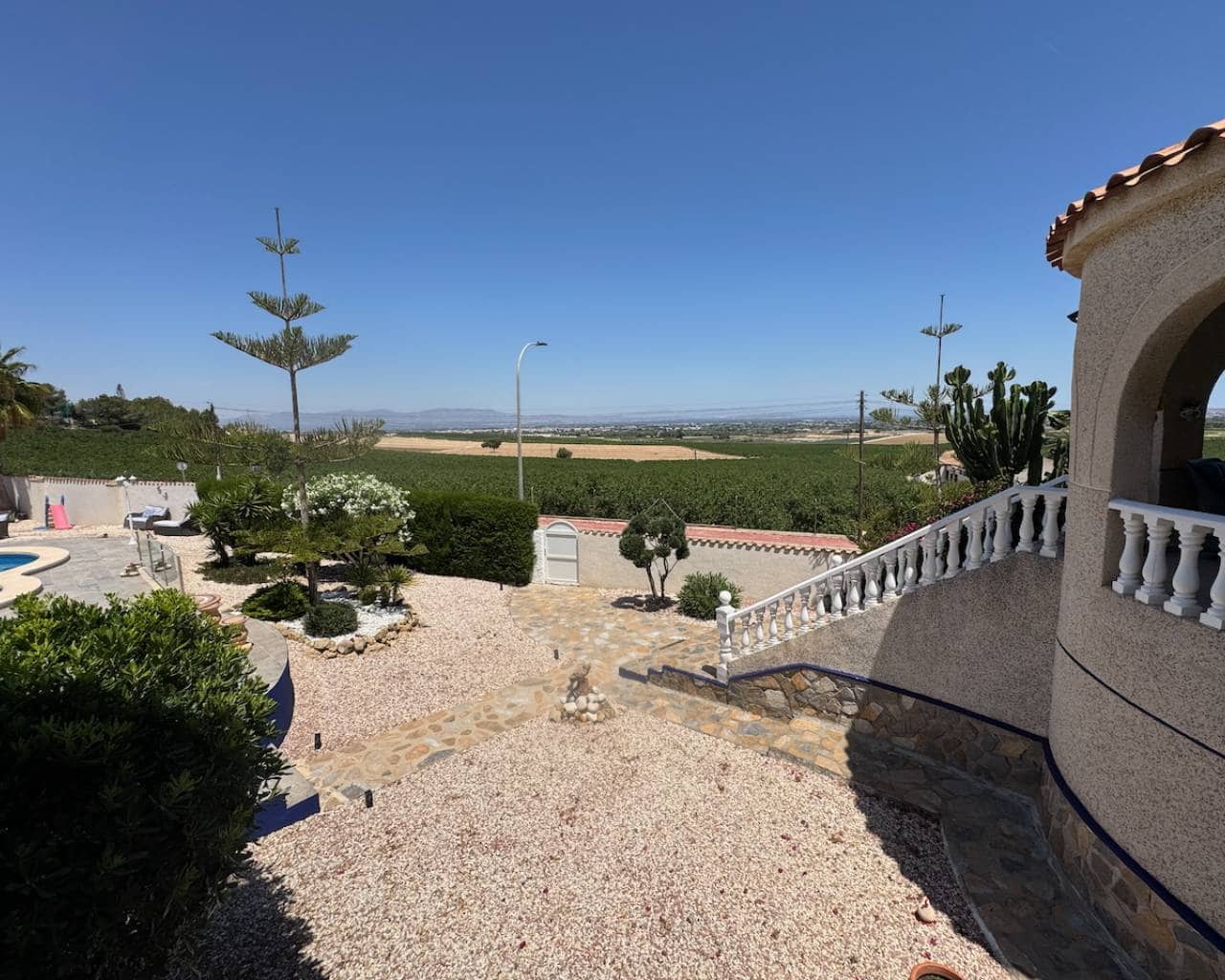 5 Zimmer Villa zu verkaufen in Algorfa mit Pool Garage - 685.000 € (Ref: 9844407)