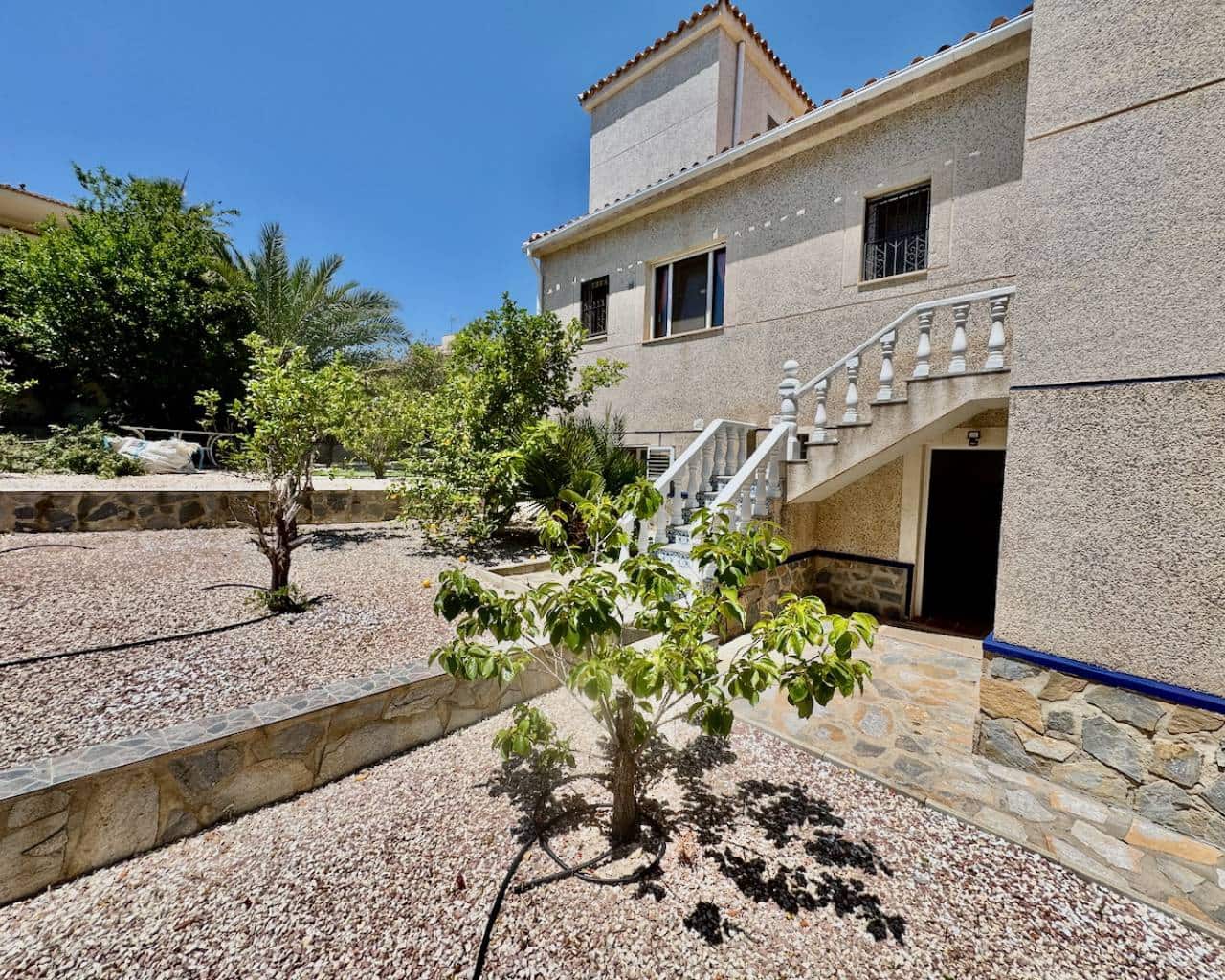 5 Zimmer Villa zu verkaufen in Algorfa mit Pool Garage - 685.000 € (Ref: 9844407)