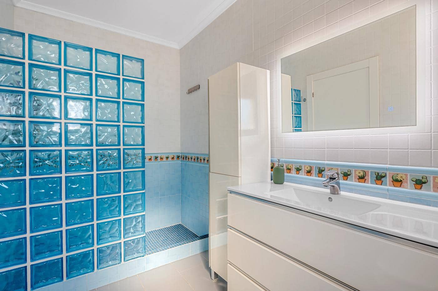 3 soveværelse Villa til salg i San Miguel de Salinas med swimmingpool garage - € 499.000 (Ref: 9848137)