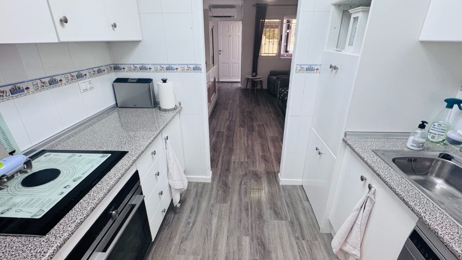 2 Zimmer Apartment zu verkaufen in Entre Naranjos mit Pool - 135.000 € (Ref: 9848227)