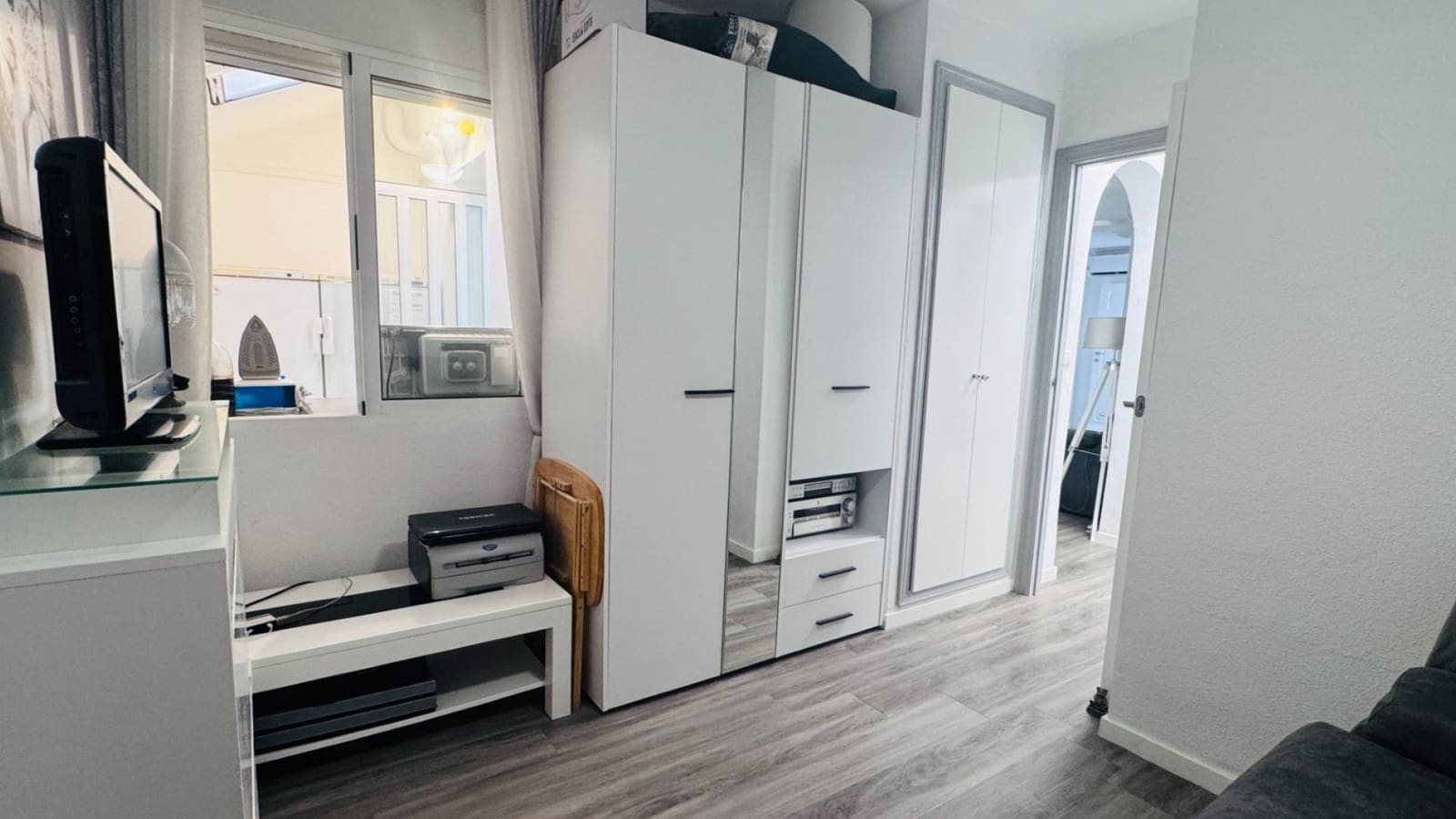 2 Zimmer Apartment zu verkaufen in Entre Naranjos mit Pool - 135.000 € (Ref: 9848227)