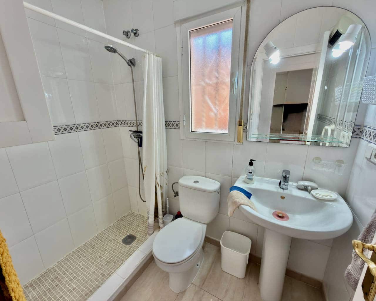 2 bedroom Terraced Villa for sale in Benimar with pool - € 220,000 (Ref: 9849911)