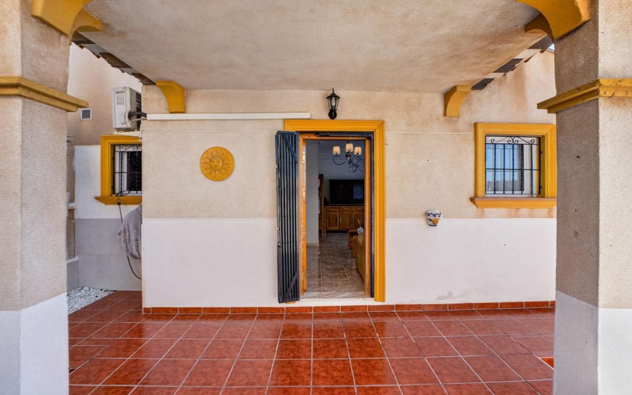 2 chambre Maison de Ville à vendre à Punta Prima avec piscine - 179 000 € (Ref: 9853045)