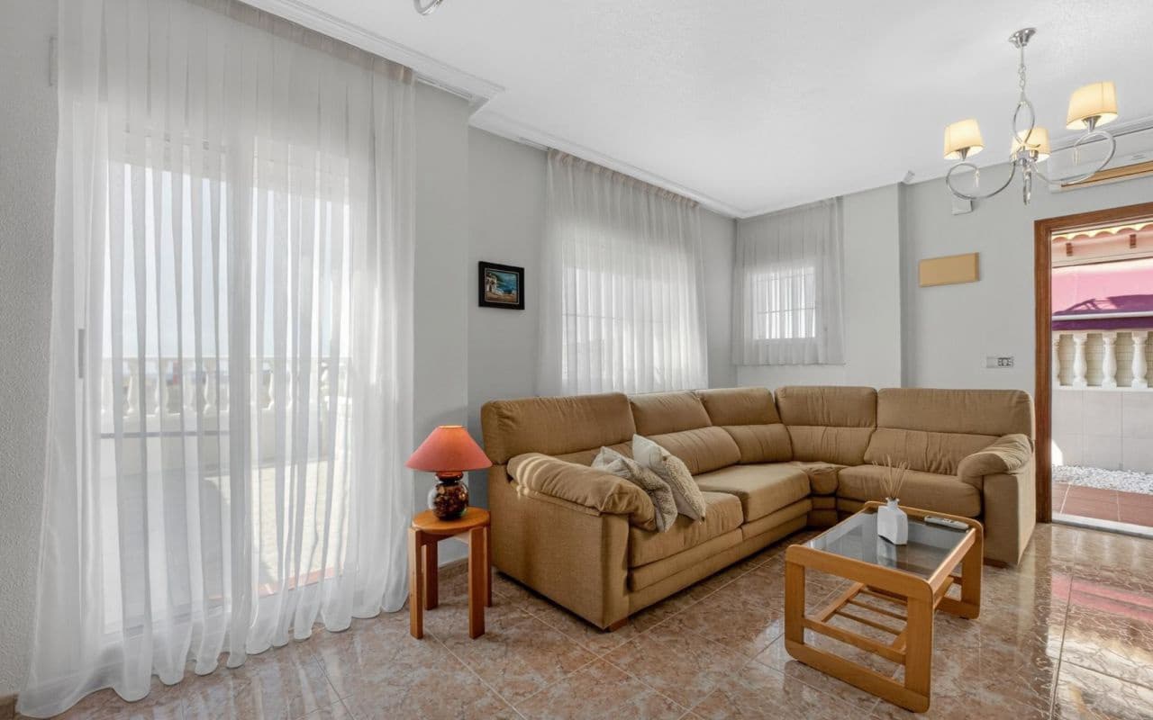 2 chambre Maison de Ville à vendre à Punta Prima avec piscine - 179 000 € (Ref: 9853045)