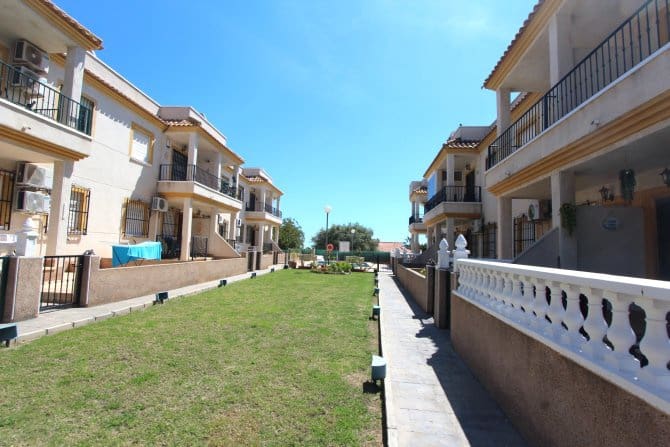 2 slaapkamer Appartement te koop in Algorfa met zwembad - € 125.000 (Ref: 9858874)