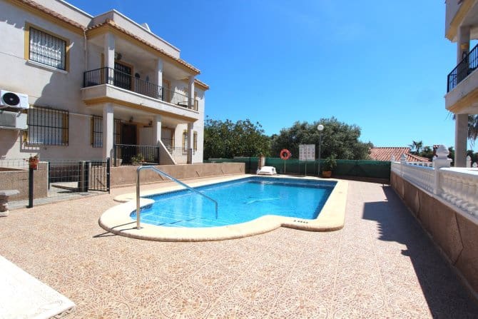 2 slaapkamer Appartement te koop in Algorfa met zwembad - € 125.000 (Ref: 9858874)