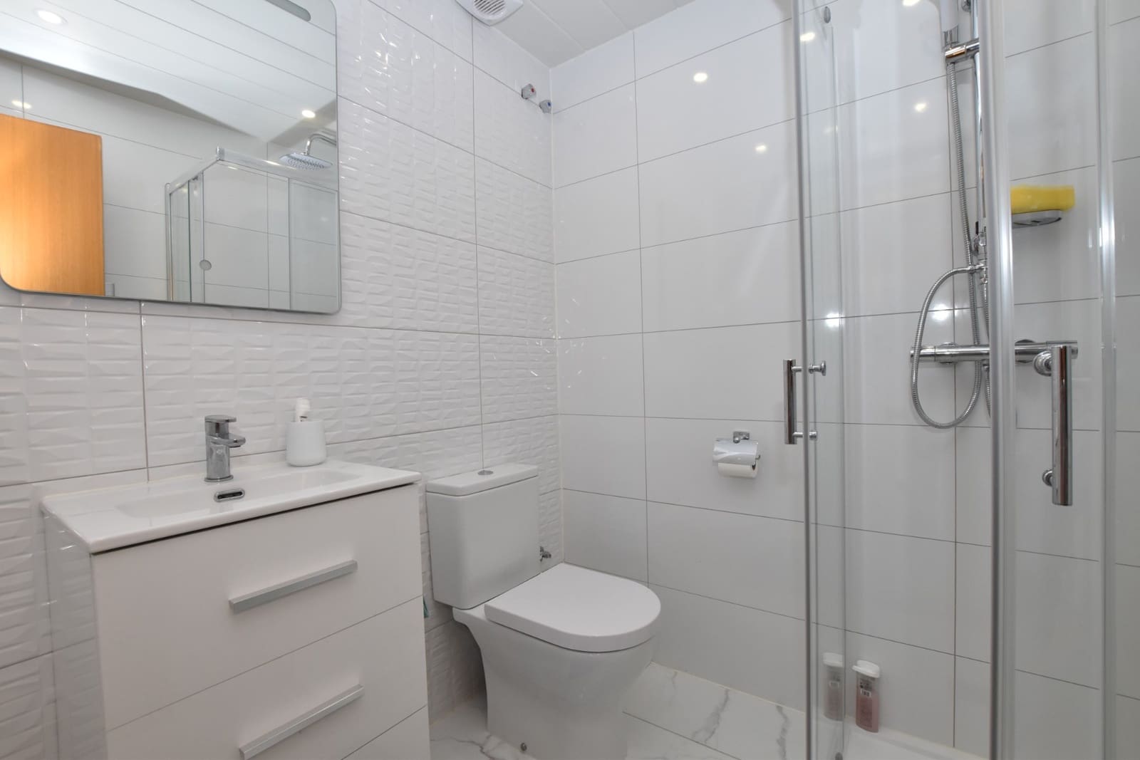 2 bedroom Townhouse for sale in Algorfa with pool - € 210,000 (Ref: 9860833)