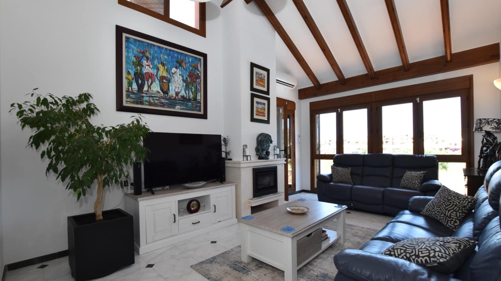 3 soverom Villa til salgs i Algorfa med svømmebasseng garasje - € 495 000 (Ref: 9865541)