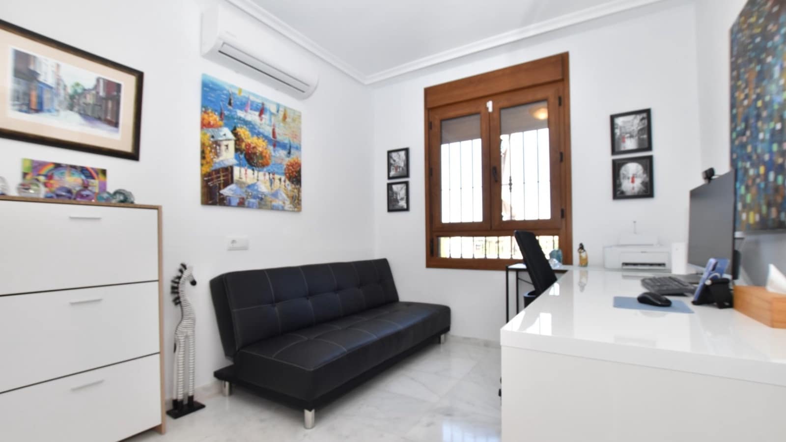 3 soverom Villa til salgs i Algorfa med svømmebasseng garasje - € 495 000 (Ref: 9865541)