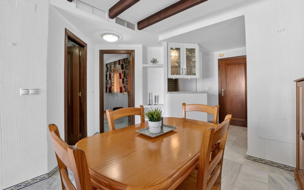 2 soverom Leilighet til salgs i Torrevieja med svømmebasseng - € 255 000 (Ref: 9865944)
