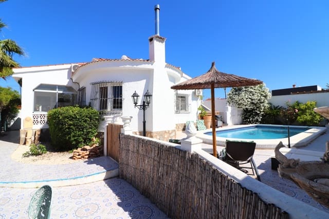 Chalet de 3 habitaciones en Ciudad Quesada, Rojales en venta con piscina - 425.000 € (Ref: 9867321)
