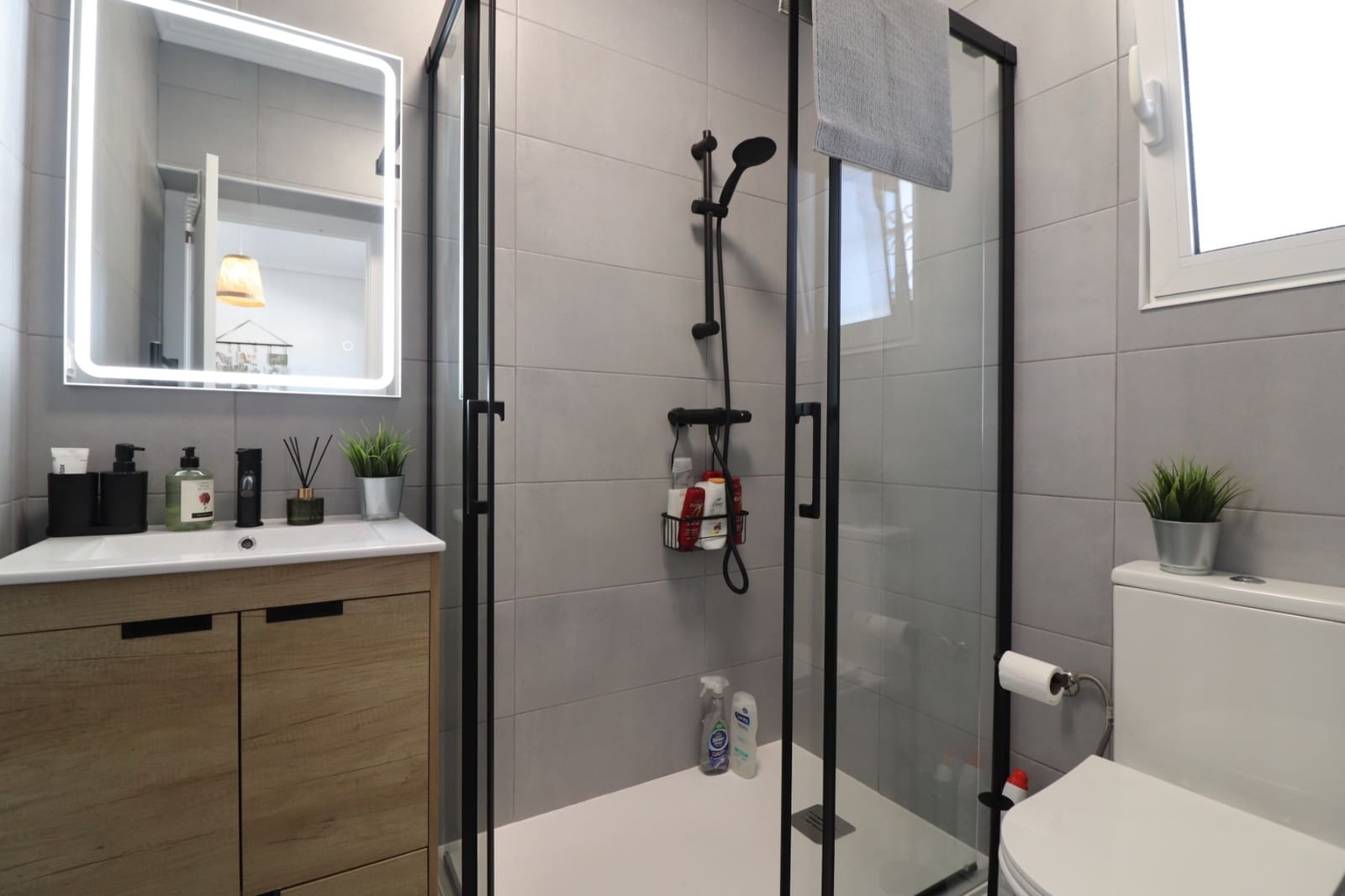 Chalet de 3 habitaciones en Ciudad Quesada en venta con piscina - 425.000 € (Ref: 9867321)