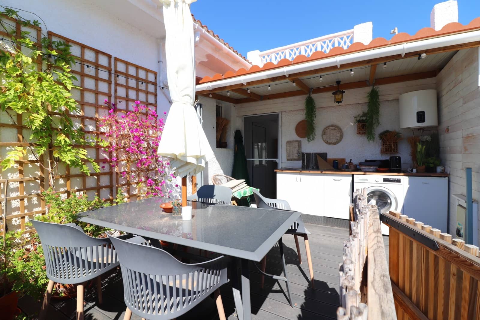 Chalet de 3 habitaciones en Ciudad Quesada en venta con piscina - 425.000 € (Ref: 9867321)