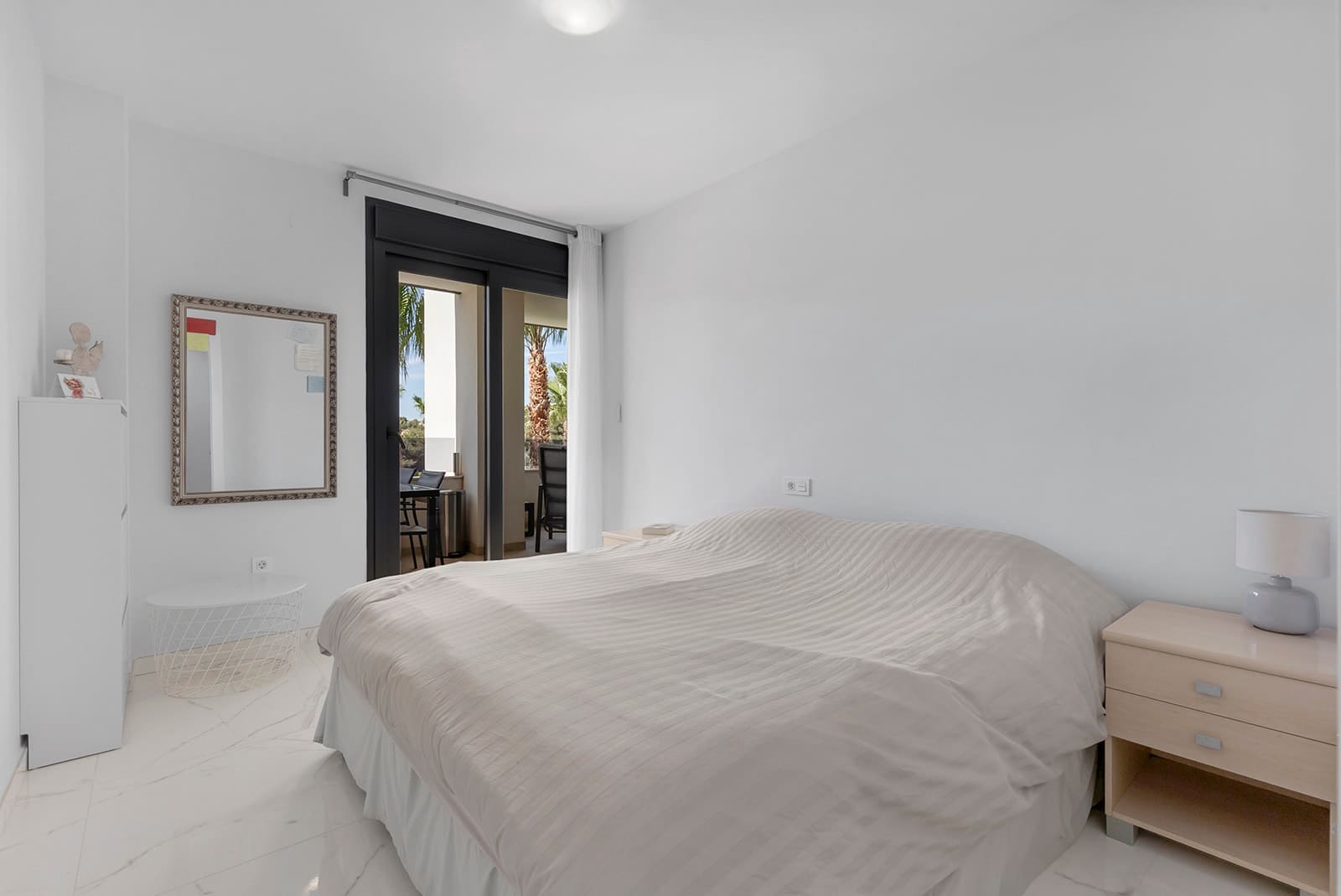 2 bedroom Apartment for sale in Punta Prima with pool - € 269,000 (Ref: 9867471)