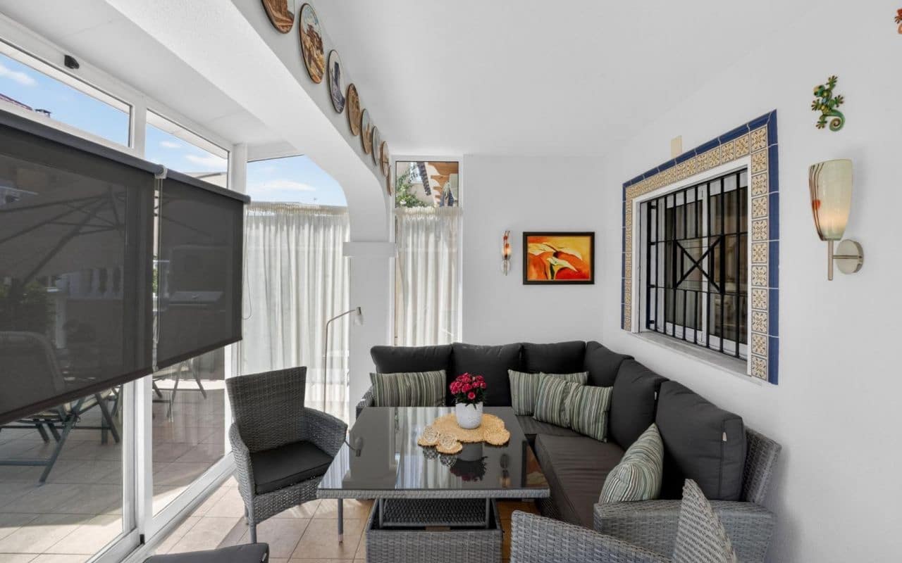 2 soverom Hus til salgs i Playa Flamenca med svømmebasseng - € 309 000 (Ref: 9872541)