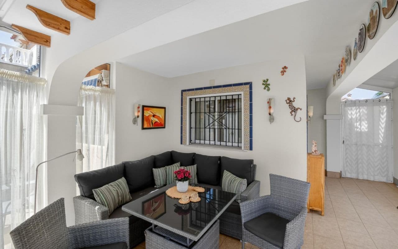 2 soverom Hus til salgs i Playa Flamenca med svømmebasseng - € 309 000 (Ref: 9872541)