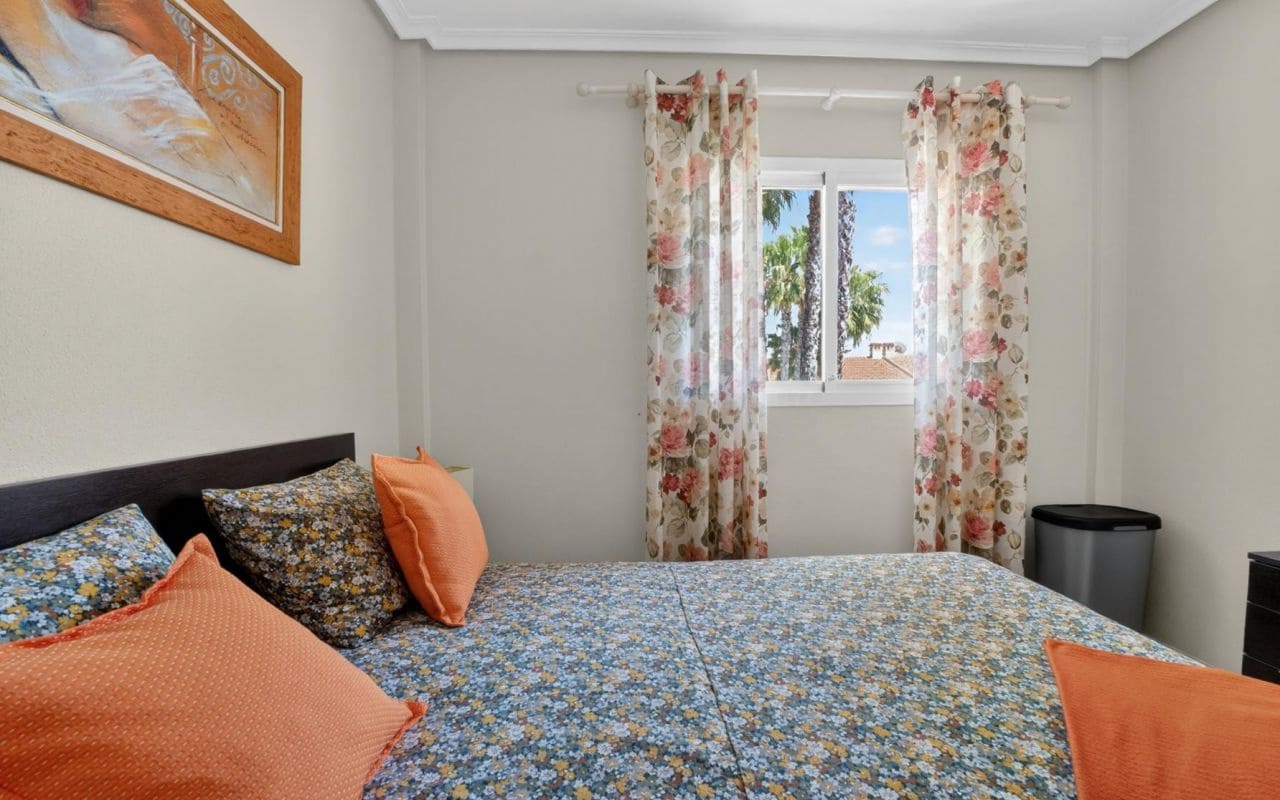 2 soverom Hus til salgs i Playa Flamenca med svømmebasseng - € 309 000 (Ref: 9872541)
