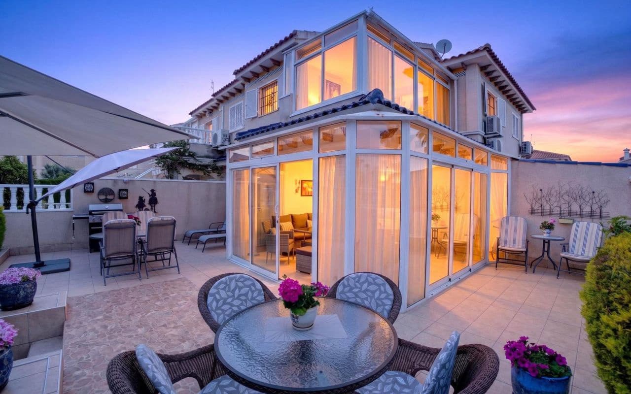 2 soverom Hus til salgs i Playa Flamenca med svømmebasseng - € 309 000 (Ref: 9872541)