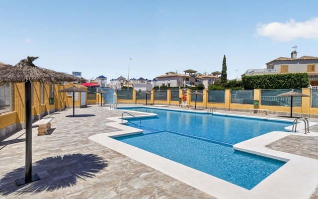 3 soveværelse Rækkehus til salg i Orihuela Costa, Orihuela med swimmingpool - € 270.000 (Ref: 9874392)