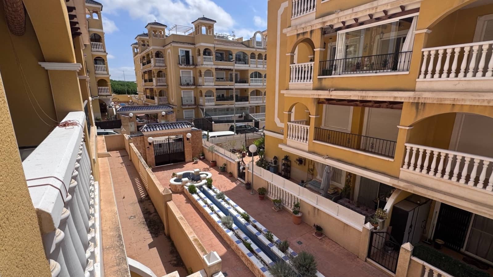2 Zimmer Apartment zu verkaufen in Algorfa mit Pool - 138.500 € (Ref: 9913452)