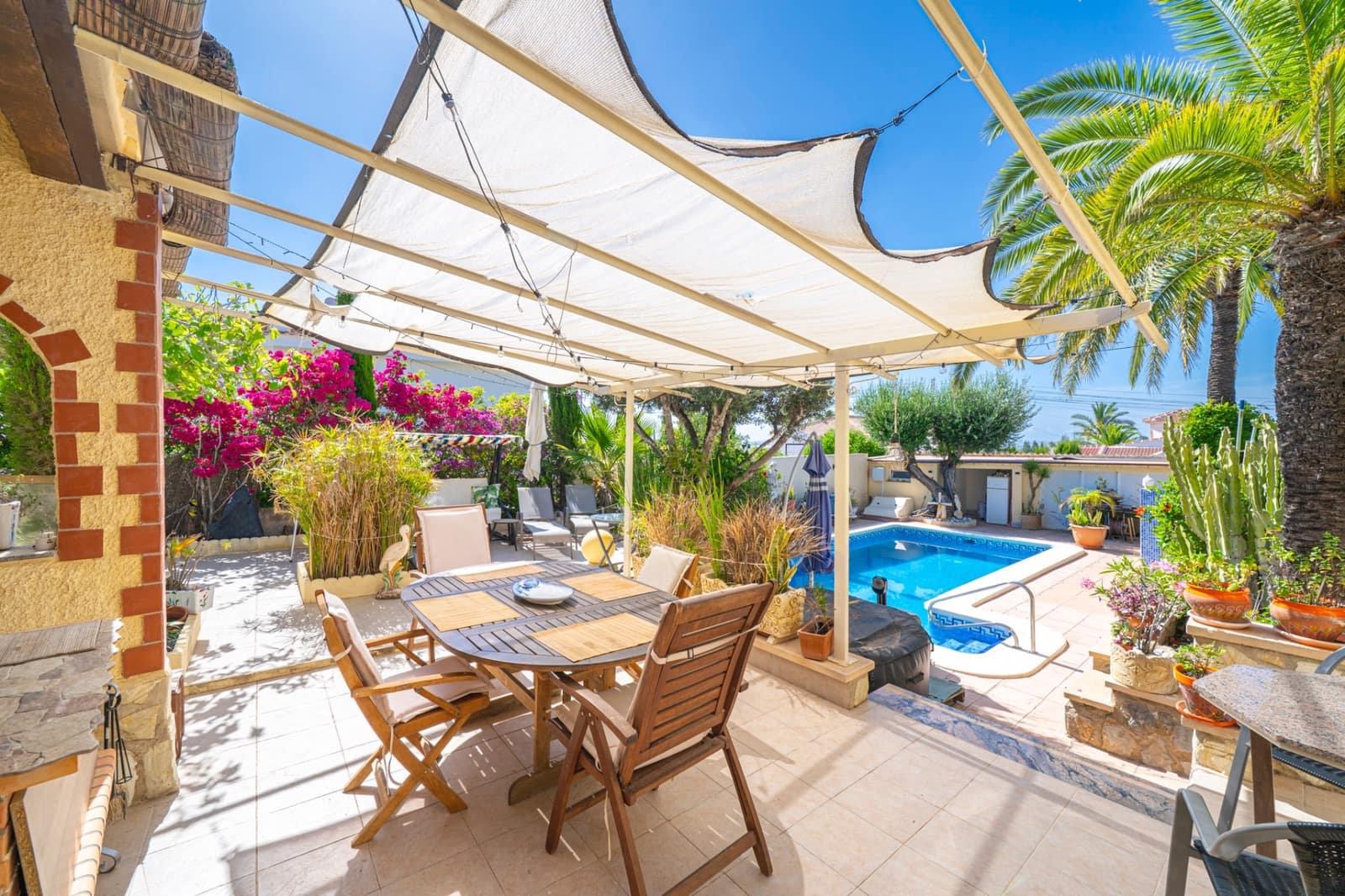 3 soveværelse Villa til salg i Ciudad Quesada med swimmingpool - € 550.000 (Ref: 9922730)