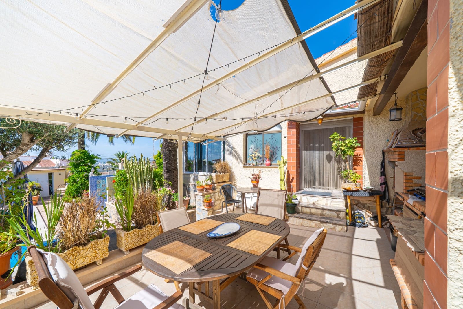 3 soveværelse Villa til salg i Ciudad Quesada med swimmingpool - € 550.000 (Ref: 9922730)