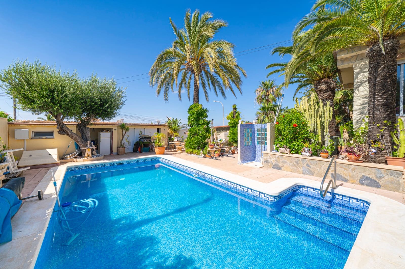 3 soveværelse Villa til salg i Ciudad Quesada med swimmingpool - € 550.000 (Ref: 9922730)