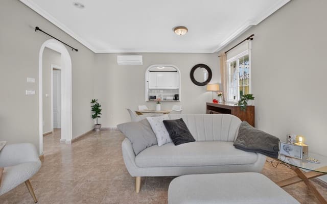 3 Zimmer Villa zu verkaufen in Orihuela Costa, Orihuela mit Pool - 299.000 € (Ref: 9935009)