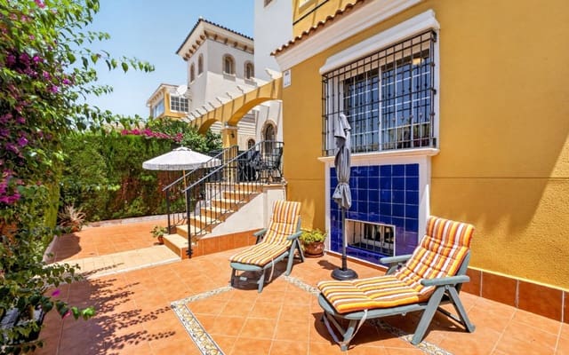 3 Zimmer Villa zu verkaufen in Orihuela Costa, Orihuela mit Pool - 299.000 € (Ref: 9935009)