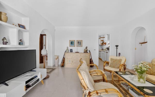 3 sovrum Villa till salu i Torrevieja med pool - 499 000 € (Ref: 9938713)