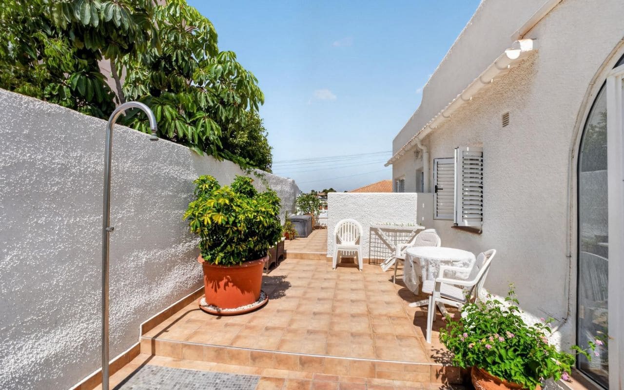 3 sovrum Villa till salu i Torrevieja med pool - 499 000 € (Ref: 9938713)