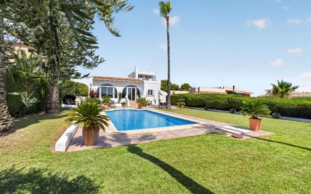 3 sovrum Villa till salu i Torrevieja med pool - 499 000 € (Ref: 9938713)