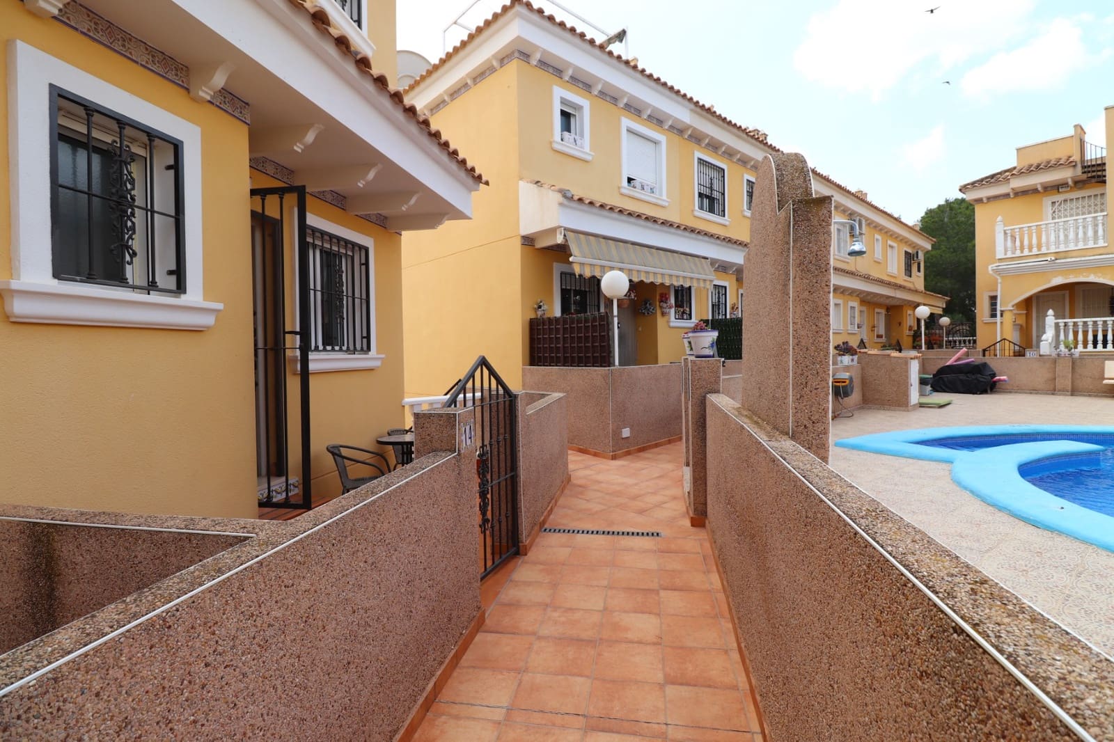 2 sovrum Hus till salu i Algorfa med pool garage - 174 950 € (Ref: 9950194)