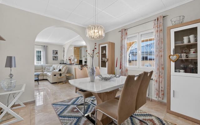 3 chambre Villa/Maison à vendre à Torrevieja avec piscine garage - 359 000 € (Ref: 9950514)