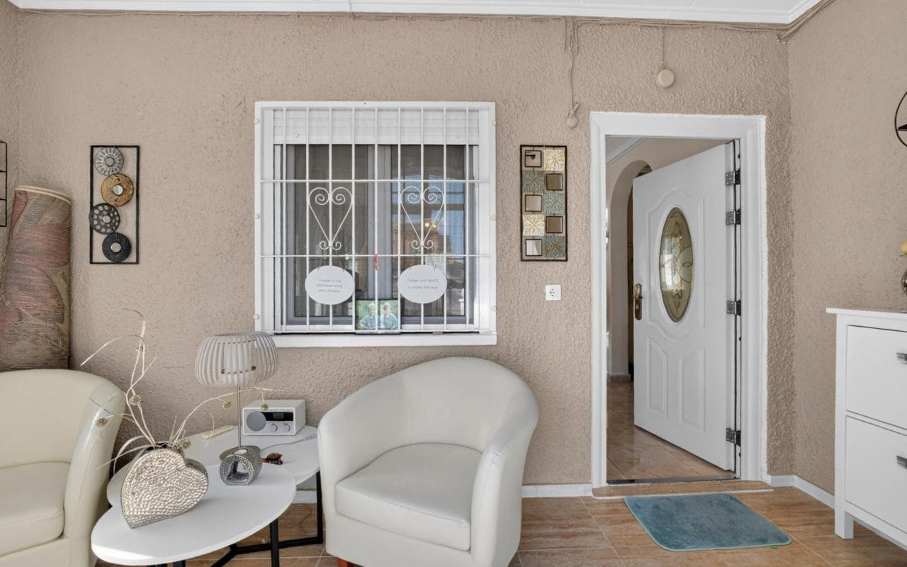 3 chambre Villa/Maison à vendre à Torrevieja avec piscine garage - 359 000 € (Ref: 9950514)