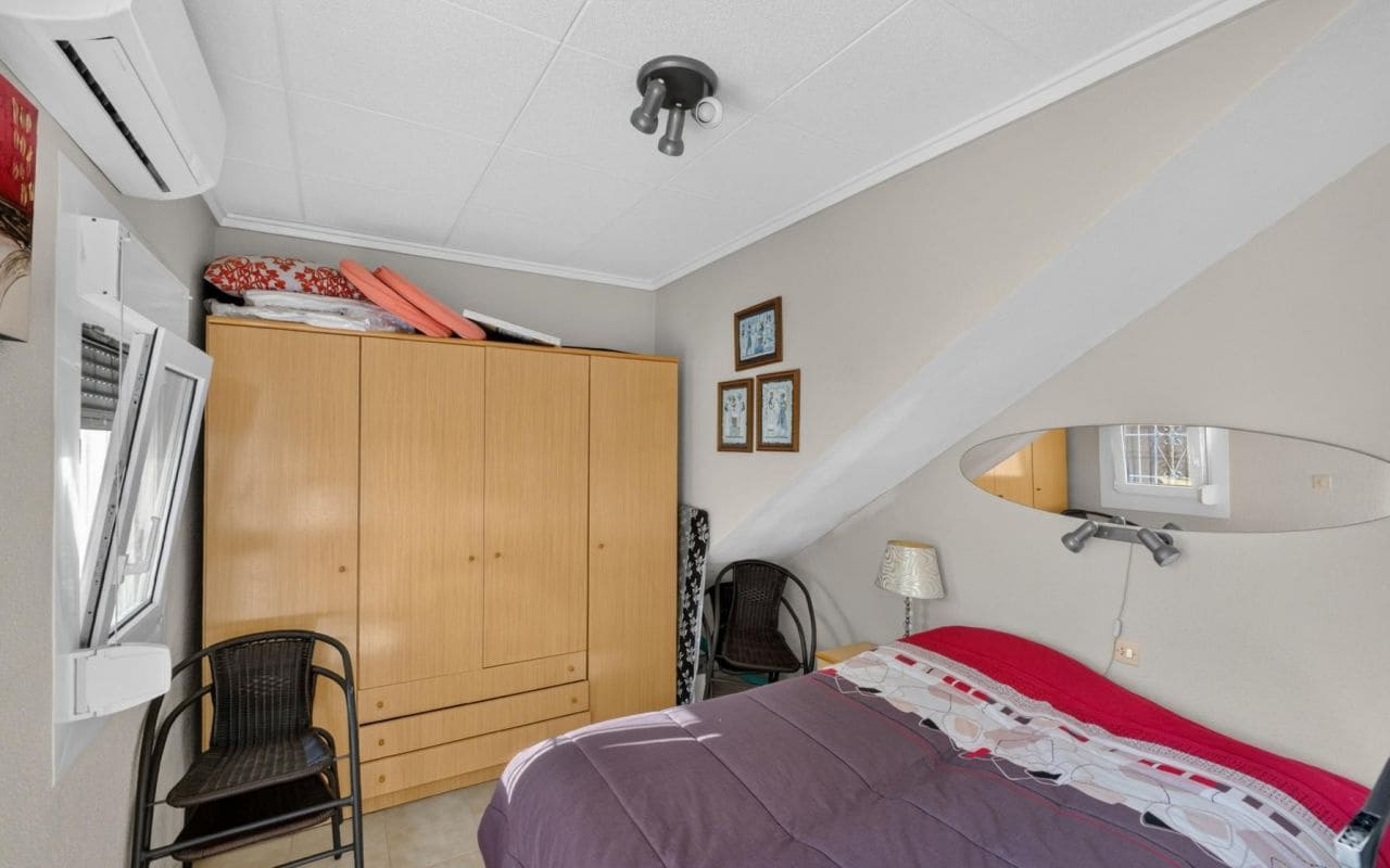 3 chambre Villa/Maison à vendre à Torrevieja avec piscine garage - 359 000 € (Ref: 9950514)