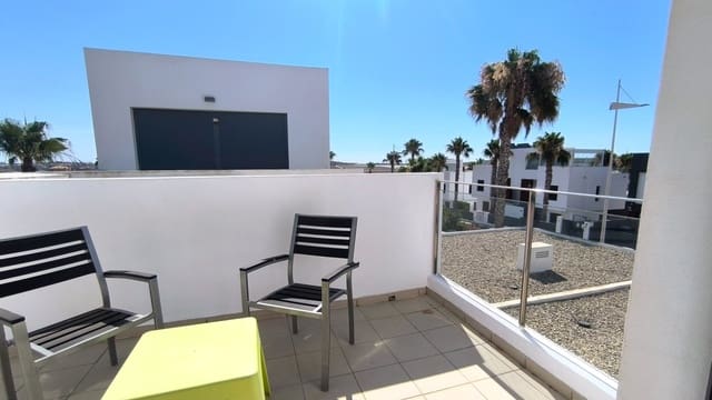 3 bedroom Semi-detached Villa for sale in Algorfa with pool - € 325,000 (Ref: 9950515)