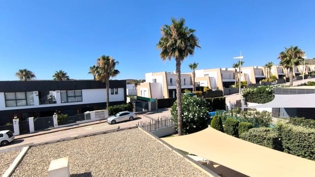 3 bedroom Semi-detached Villa for sale in Algorfa with pool - € 325,000 (Ref: 9950515)