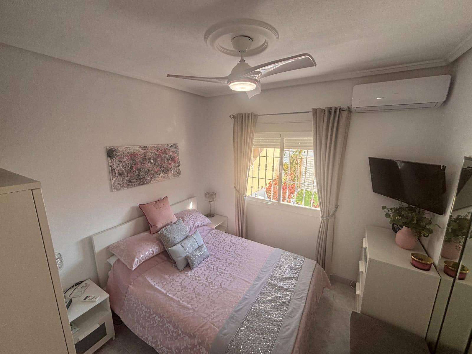 3 slaapkamer Huis te koop in Ciudad Quesada met zwembad - € 259.995 (Ref: 9952911)