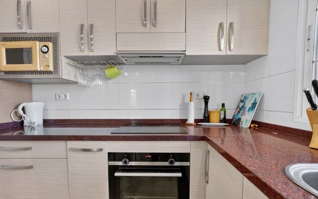 2 soveværelse Rækkehus til salg i Torrevieja med swimmingpool - € 189.000 (Ref: 9953075)