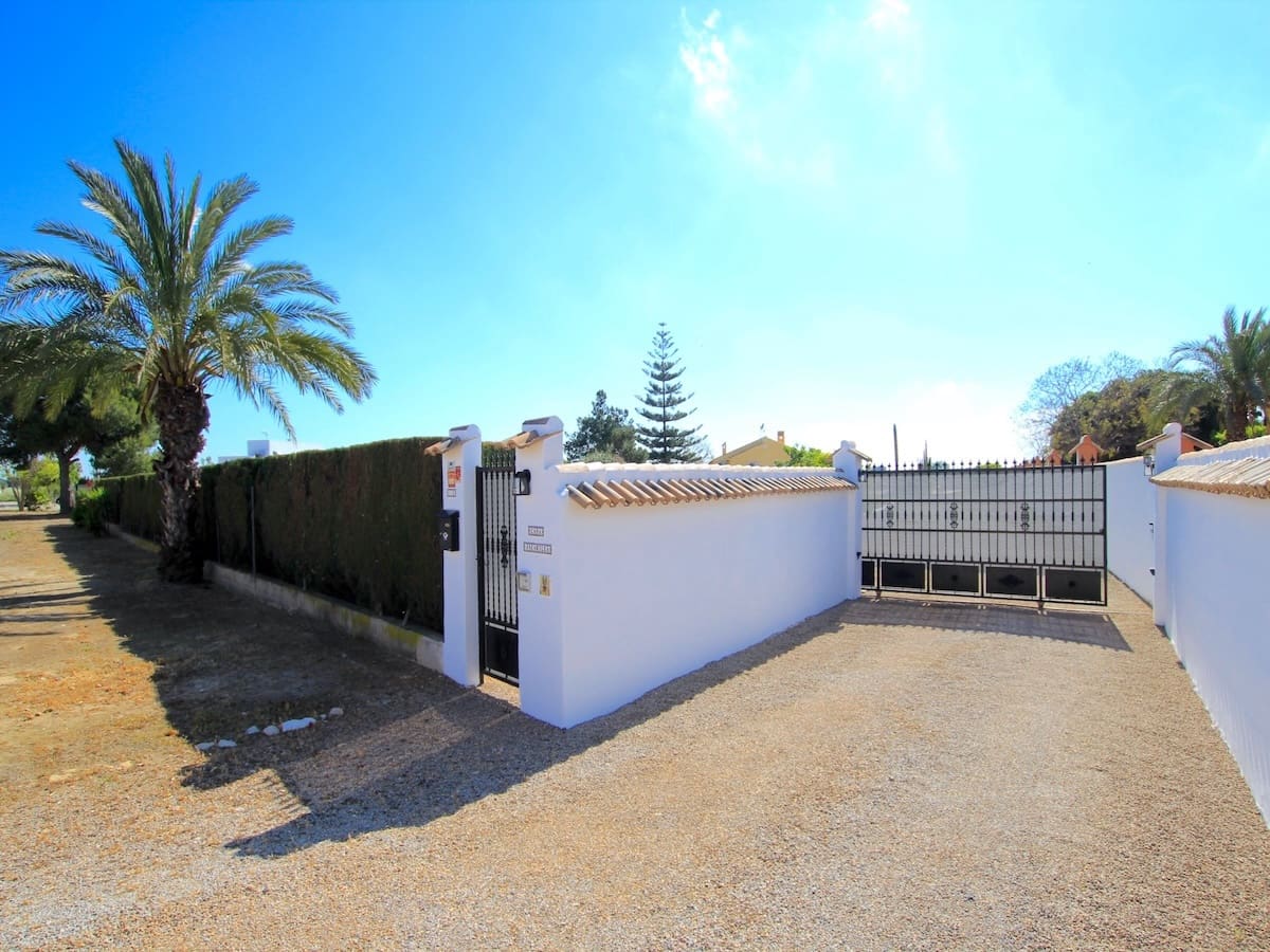 3 chambre Villa/Maison à vendre à Dolores avec piscine garage - 375 000 € (Ref: 9953363)